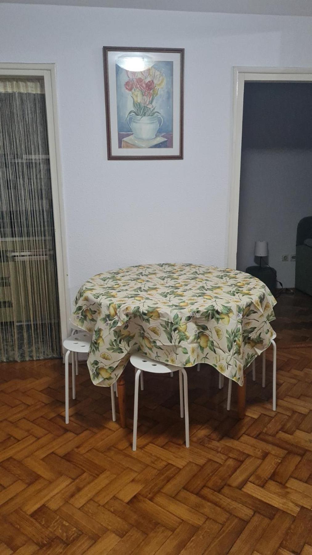 Apartamento Apartman Masha Belgrado Exterior foto